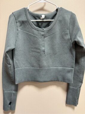 Offline by Aerie Waffle Knit Cropped Henley Top Sage Green Thumbhole XL